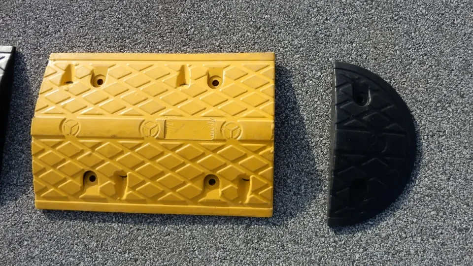 Cestne Ovire   Lezeci Policaj   Mojparking.eu 9